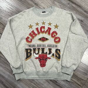 Abercrombie Chicago Bulls Crewneck